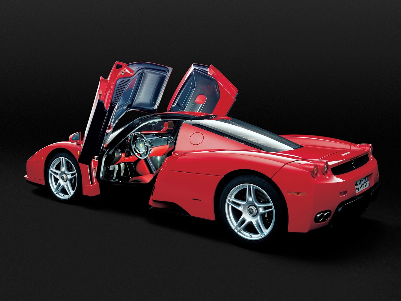 [Ferrari-Enzo-5%255B6%255D.jpg]