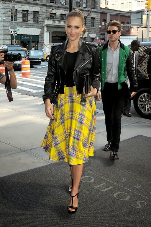 [Jessica-Alba-Wearing-Yellow-Plaid-Skirt1%255B5%255D.jpg]