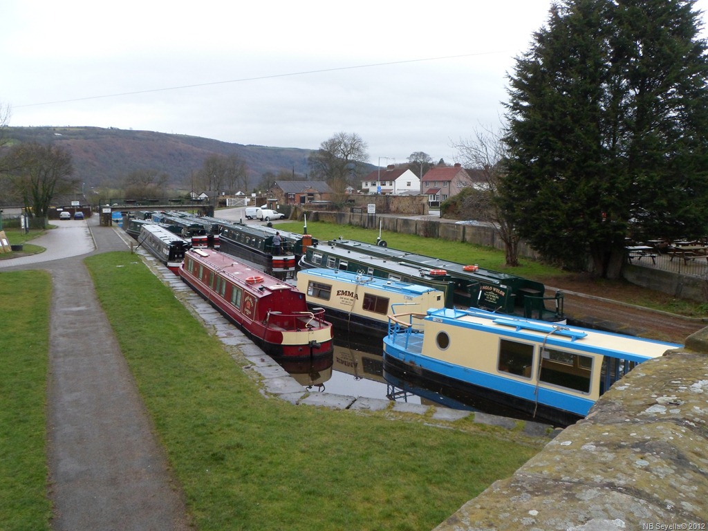 [SAM_0001%2520Untied%2520Boats%255B3%255D.jpg]