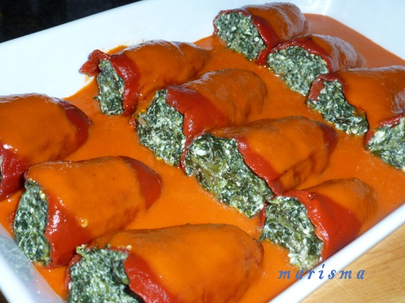 [piquillos%2520rellenos%2520de%2520espinaca%2520y%2520reques%25C3%25B3n%2520de%2520cabra18%2520copia%255B5%255D.jpg]