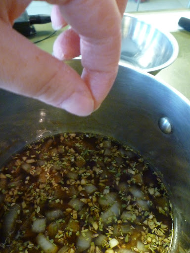 And Monty adds a pinch of ground cloves.