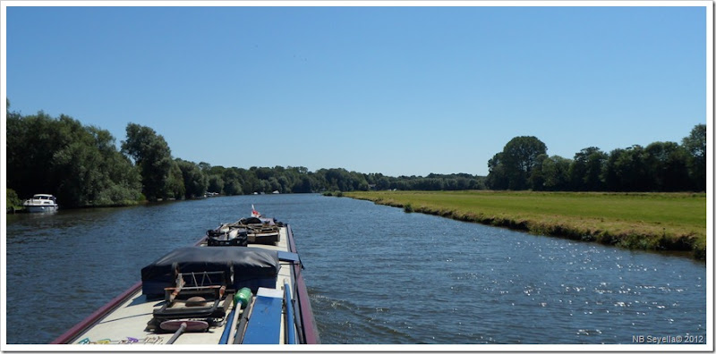 SAM_1794 Towards Goring