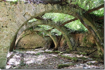 ... propriété aujourd'hui en ruine. ... propriété aujourd'hui en ruine.
