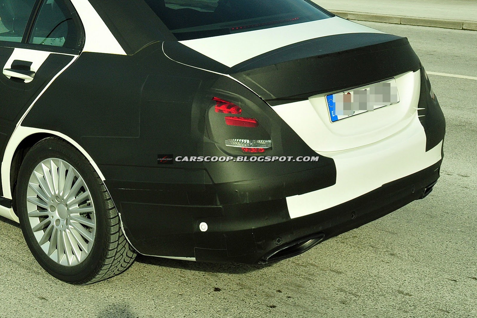 [2014-Mercedes-C-Class-Saloon-CarScoop9%255B3%255D.jpg]