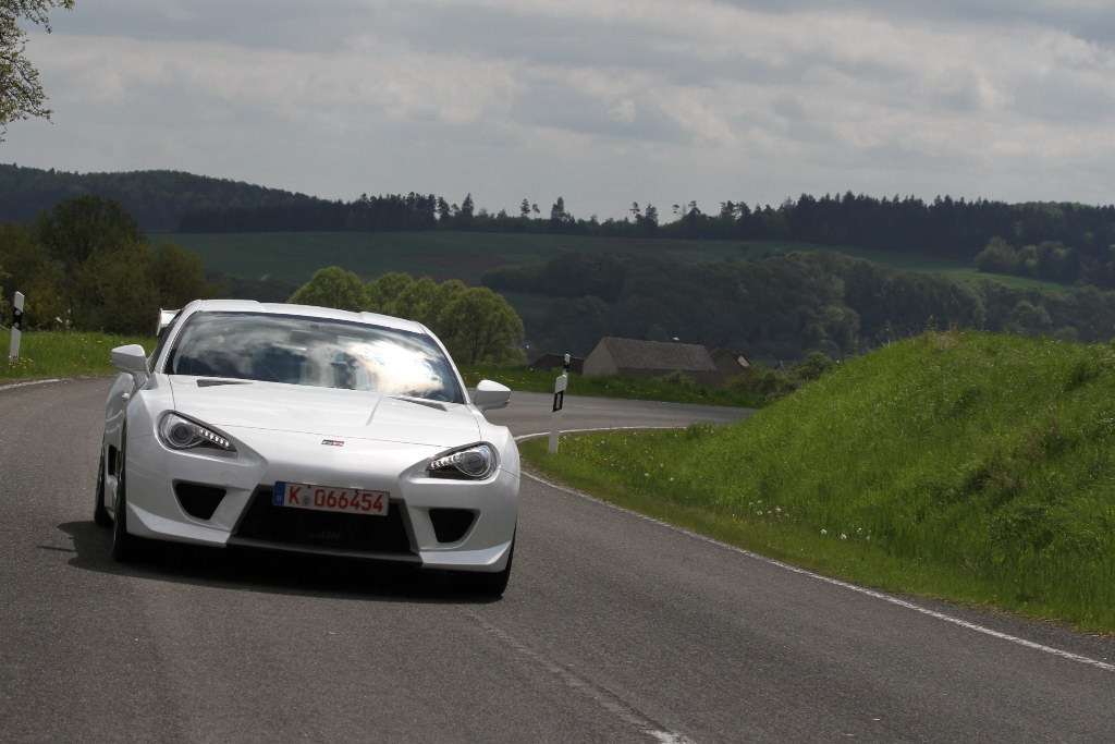 [Gazoo-Toyota-GT-86-Sports-FR-Concept-3%255B2%255D.jpg]