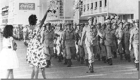 1961 Chegada das primeiras tropas a Luanda 1961 Chegada das primeiras tropas a Luanda