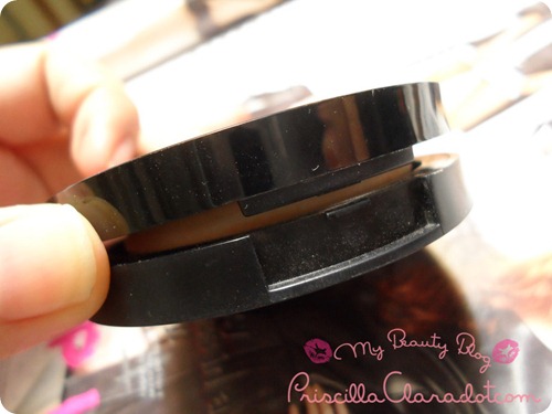 Bourjois Compact Powder Review Priscilla 2
