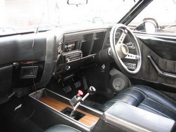 Mad-Max-Ford-Falcon-Coupe-Replica-6%2525
