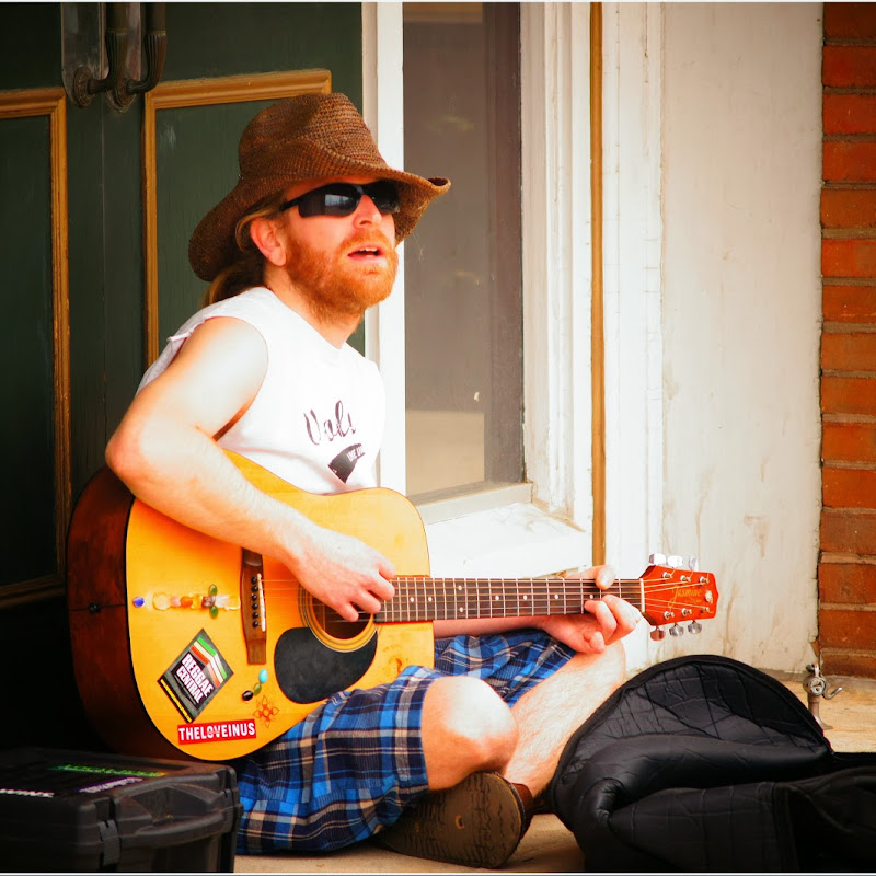 Street entertainer