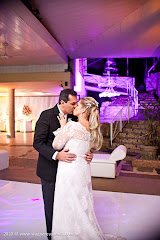 Fotos do evento Fernanda e Renato. Foto numero 51. Fotografia (fotografias) dos fotógrafos de casamento Wagner e Vanessa que fazem fotos de casamento (fotografia de casamento) no melhor estilo do fotojornalismo em Niterói, RJ, e outras cidades do Rio de Janeiro. fotos casamento niterói de rj festa rio janeiro niteroi festas para casamentos foto fotojornalismo fotografia decoraçao em fotógrafo sites fotógrafos decoração