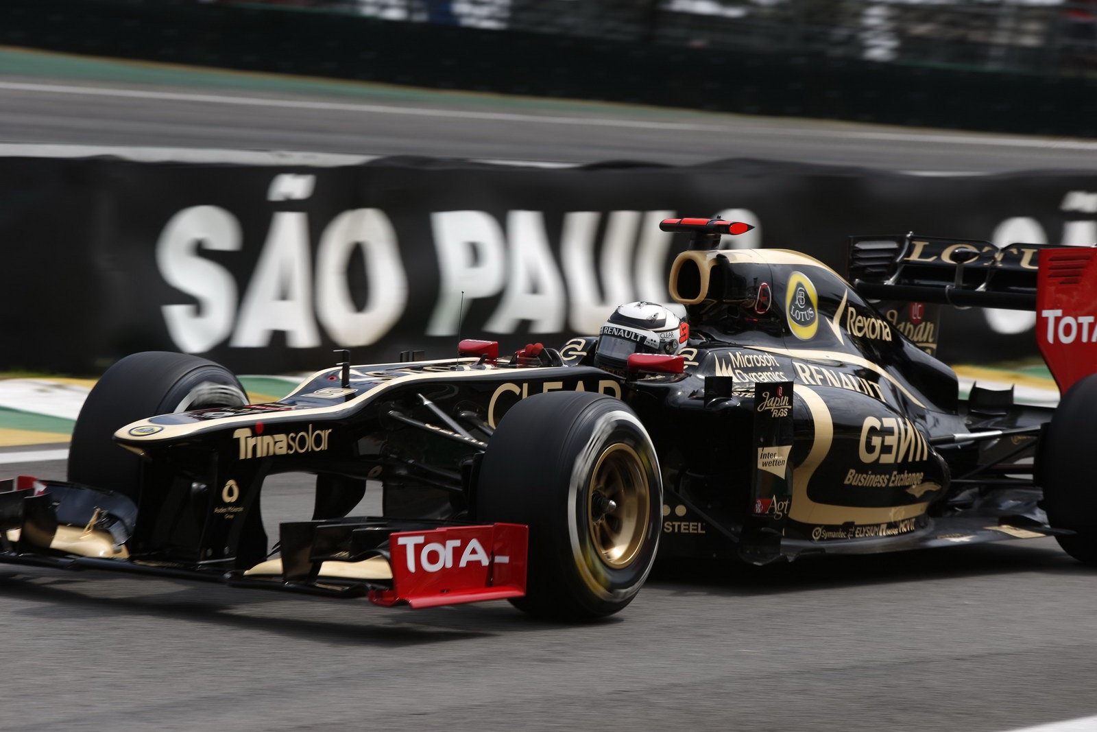 [F1-Brazil-Lotus-Raikkonen-1%255B2%255D.jpg]