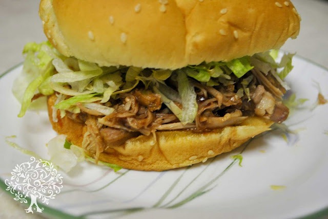 [final-slow-cooker-pulled-pork%255B6%255D.jpg]