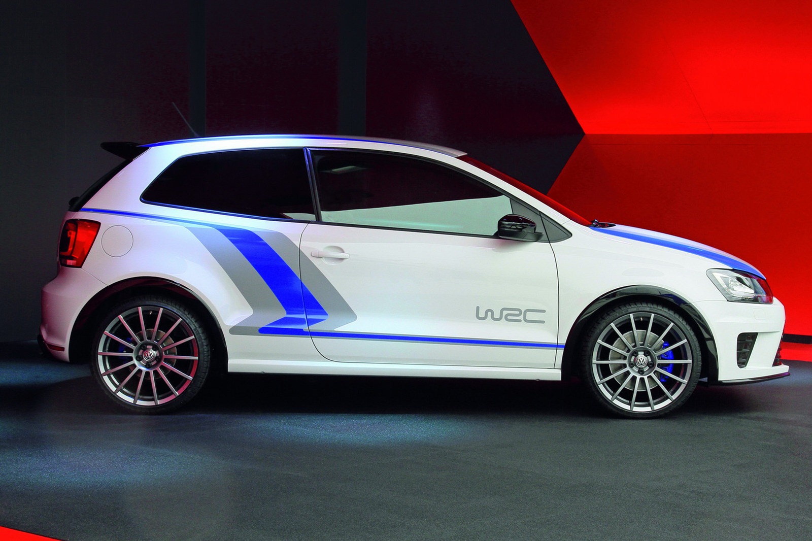 [VW-Polo-WRC-Street-1%255B2%255D.jpg]