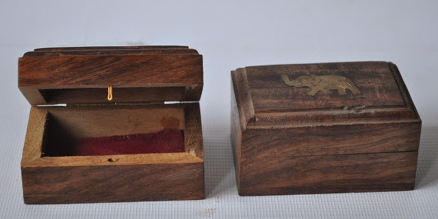 Wooden jewellery  