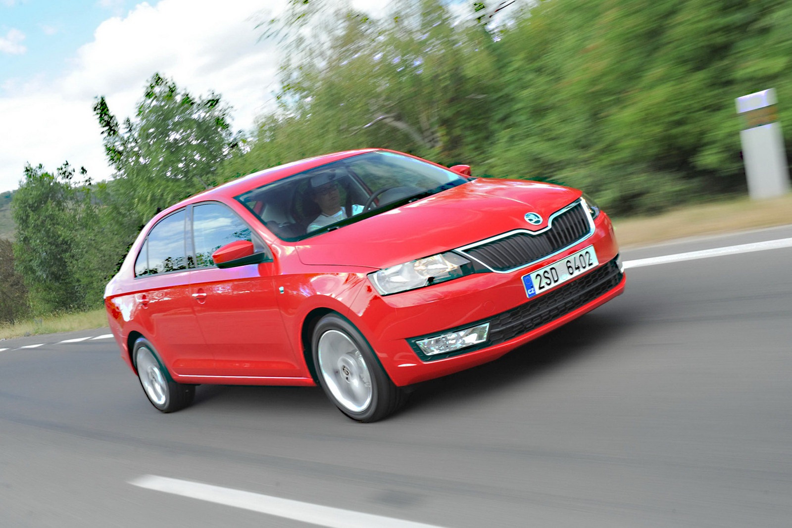 [2013-Skoda-Rapid-88%255B2%255D.jpg]