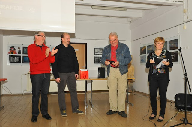 16_FKNG_zlata plaketa Rafael podobnik_2.JPG