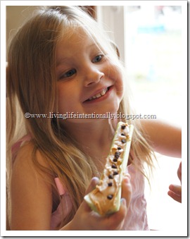 Ants on a Log Snack for Kids Ants on a Log Snack for Kids