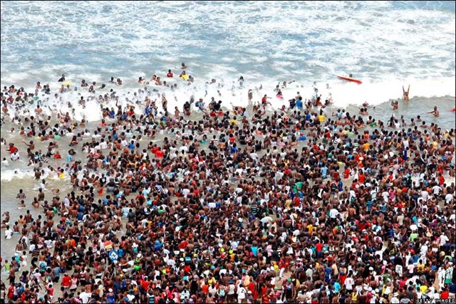 [DURBAN%2520BEACH%2520FRONT%2520HOLIDAY%2520DEC%255B6%255D.jpg]