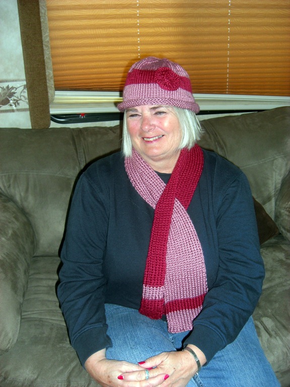 [KeyHoleScarf-Hat%25202%255B4%255D.jpg]
