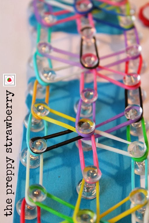 [rainbow%2520loom%2520valentines%25201%255B4%255D.jpg]