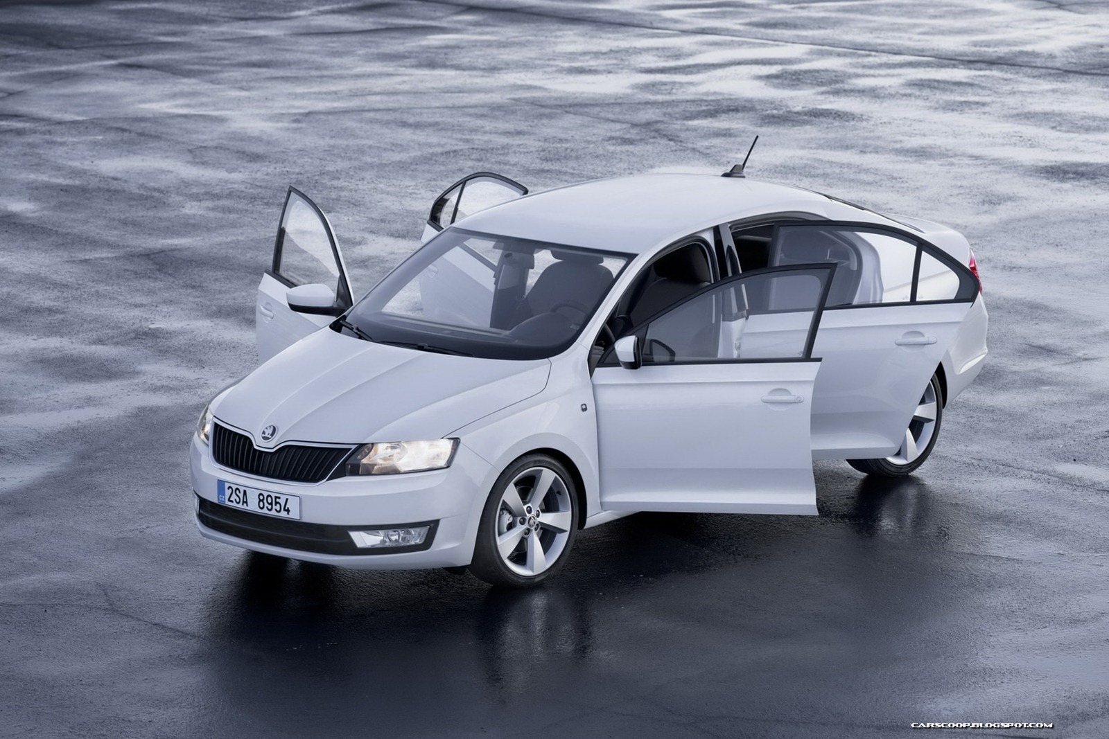 [2013-Skoda-Rapid-54%255B2%255D.jpg]