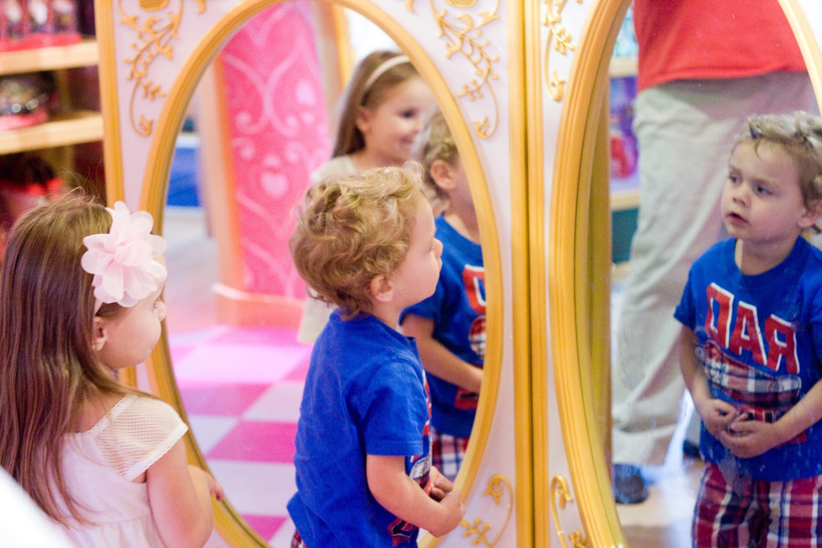 [9.6.12%2520-%2520disney%2520tess%2520dean%2520magic%2520mirror%255B4%255D.jpg]