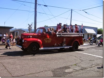 IMG_1718 Clatskanie Fire Department 1942 Ford Fire Truck in the Rainier Days in the Park Parade on July 12, 2008