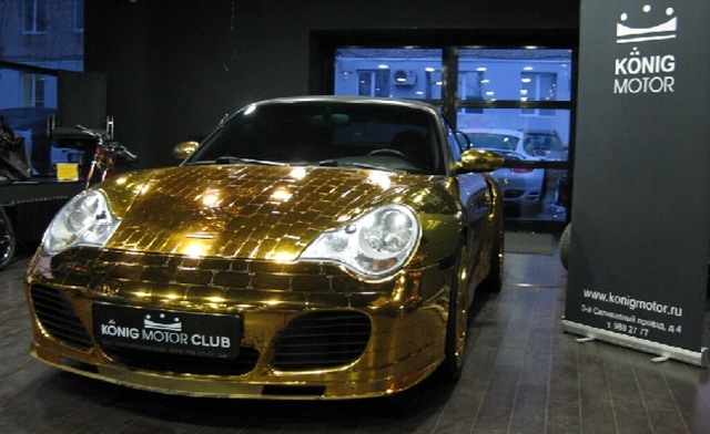 [Gold-Porsche-911-Redefines-Gaudy-in-Russian-Showroom%255B2%255D.jpg]