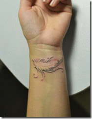 Krasivye-tatuirovki-na-zapiast`e_Beautiful-tattoo-on-the-wrist (31)