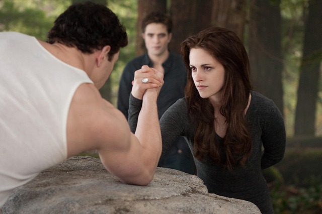 THE TWILIGHT SAGA: BREAKING DAWN-PART 2