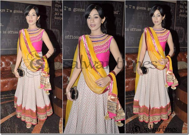 Amrita_Rao_Salwar_Kameez Amrita_Rao_Salwar_Kameez