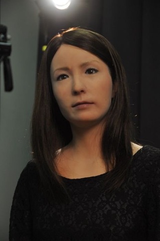 [female-android-geminoid-f-3713f8%255B2%255D.jpg]