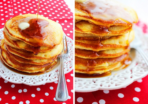 Fluffy Buttermilk Pancakes – Super fluffy IHOP copycat pancakes! So incredibly good with syrup, you won’t believe it! | thecomfortofcooking.com