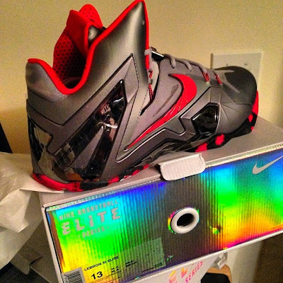 LeBron XI Elite Drops the P.S. Title, Comes in New White Box