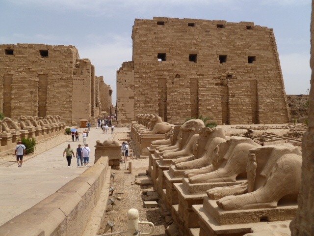 [2012-04-05-Safaga-Egypt--Valley-of-t.jpg]