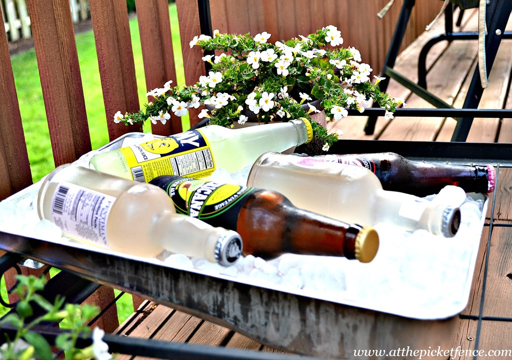 [Paint-Pan-Beverage-Cooler9.jpg]
