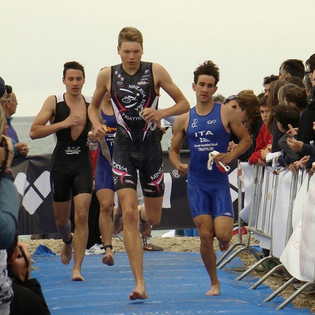 CORRIDOIO USCITA NUOTO Gulienetti Alessandro.jpg