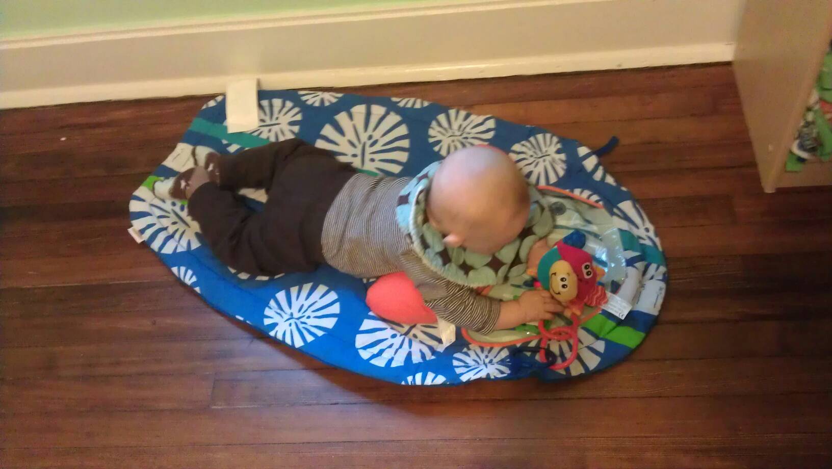 tummy time mat from nana and papa