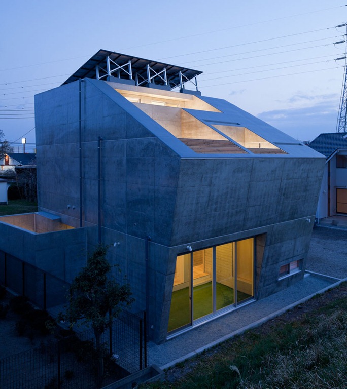 [house%2520in%2520fuji%2520by%2520level%2520architects%25209%255B2%255D.jpg]