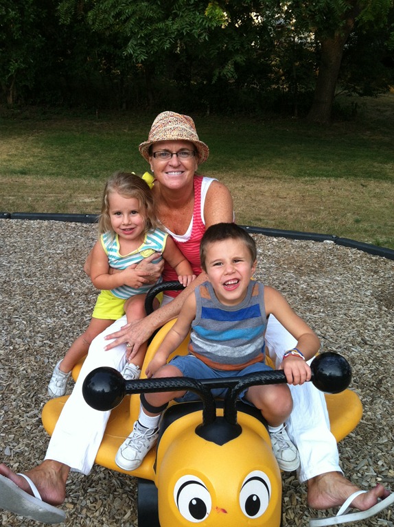 [momandkids%255B4%255D.jpg]