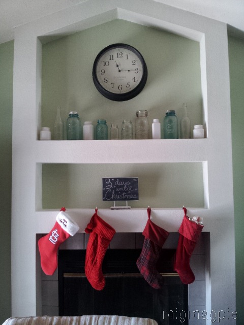 [christmas%2520mantel%255B8%255D.jpg]
