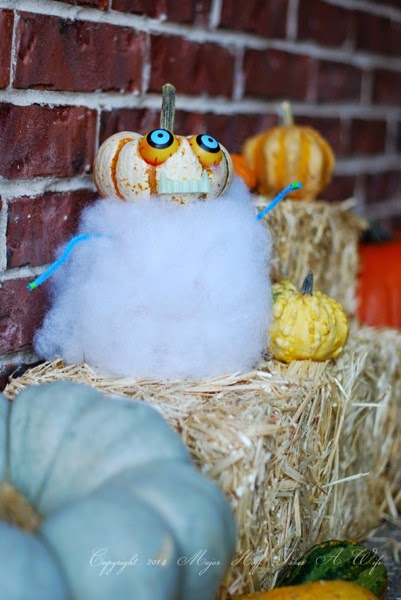 Pumpkin designs using a popcorn box Pumpkin designs using a popcorn box