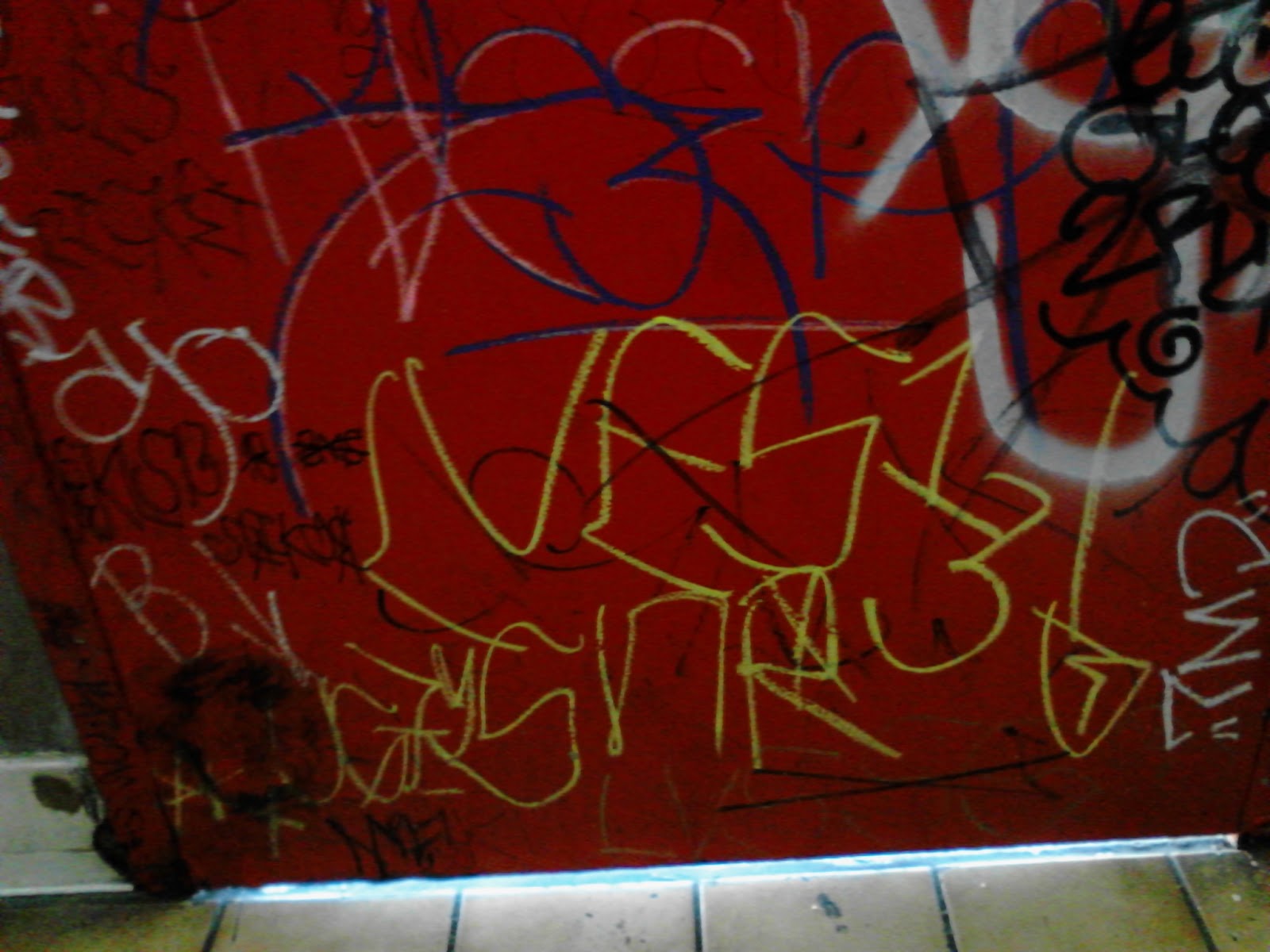 sureno 13 gangs graffiti Lynwood varrio el segundo 13