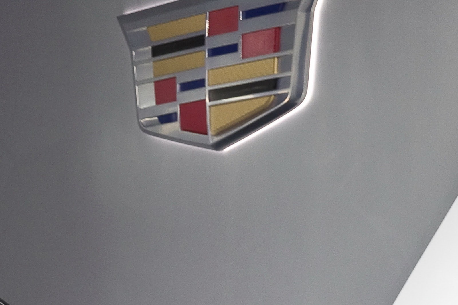 [2015-New-Cadillac-Escalade-6%255B3%255D.jpg]