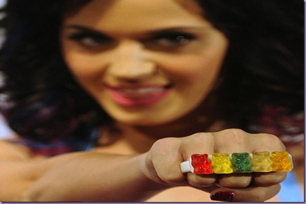 Katy Perry= Gummy-Bear-anel Katy Perry= Gummy-Bear-anel