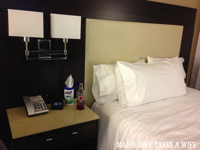 Use cleaning wipes in a hotel room.jpg Use cleaning wipes in a hotel room