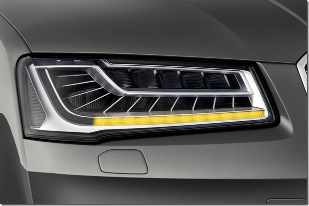 2014-audi-a8-blinker-13 2014-audi-a8-blinker-13