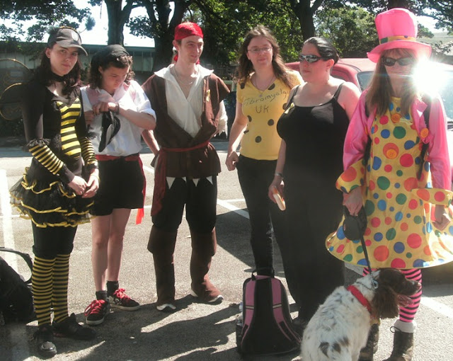 sponsored_fancy_dress.jpg