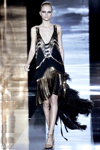 [gucci-spring-2012-metallic-pleated-dress-gallery%255B3%255D.jpg]