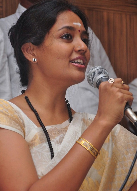 [ranjitha3%255B3%255D.jpg]